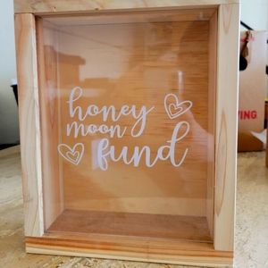 Honeymoon fund box